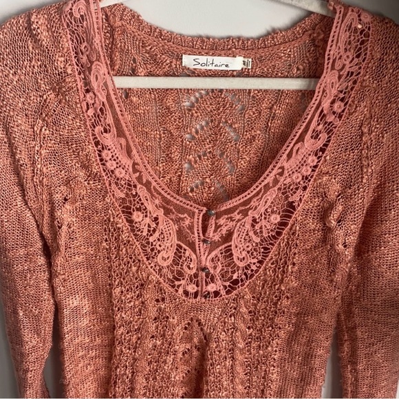 Solitaire Women's Sweater in Coral - Picture 4 of 7